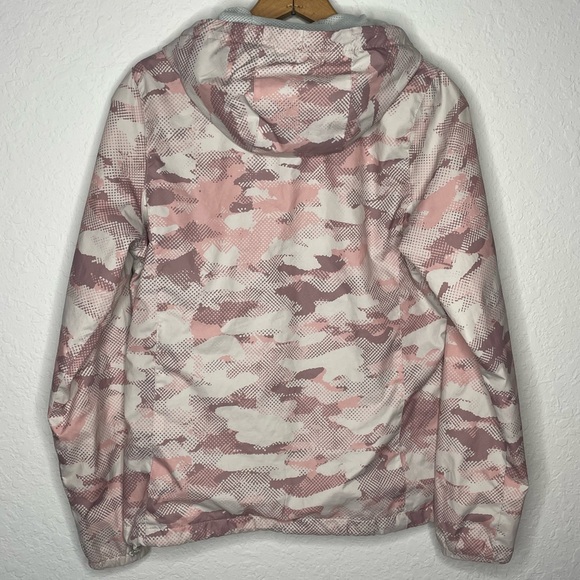 New Balance Windbreaker - Picture 3 of 10